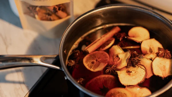 How to Make the Perfect Mulled Wine & Spiced Apple Cider (The Ultimate Fall & Winter Drink Guide)