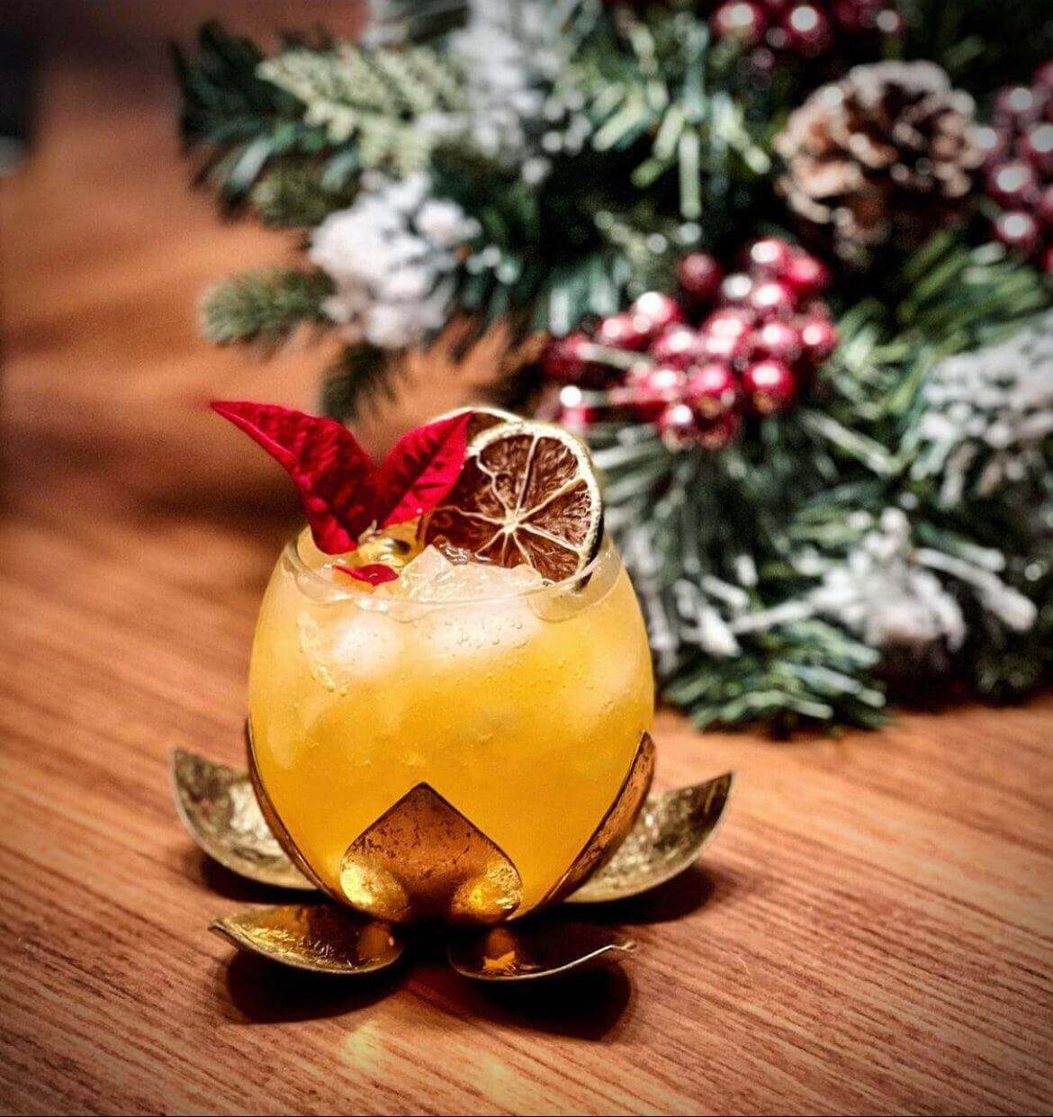 Dehydrated Lime Garnish, 3oz, (55+ Slices) - Cocktail Garnish Co