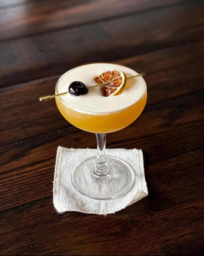 Dehydrated Lemon Garnish, 3oz, (45+ Slices) - Cocktail Garnish Co