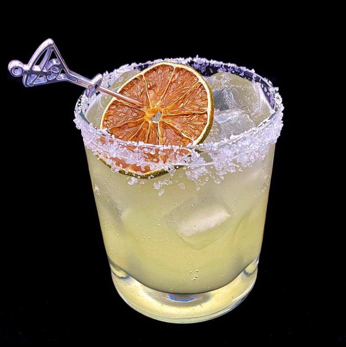 Dehydrated Lime Garnish, 3oz, (55+ Slices) - Cocktail Garnish Co